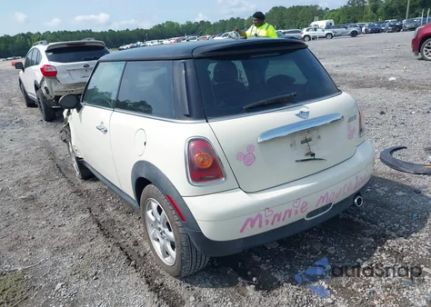 2010 Mini Cooper from USA, damaged, VIN WMWMF3C57ATU76526
